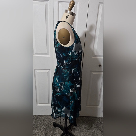 Ann Taylor Loft Blue & Teal Dress, Size 4 petite, EUC - Picture 5 of 16